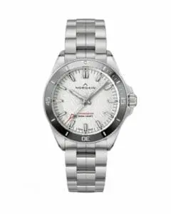 Norqain Adventure Neverest Glacier 40 Stainless Steel / Silver / Bracelet NN1001SC3CA/GL101-SS