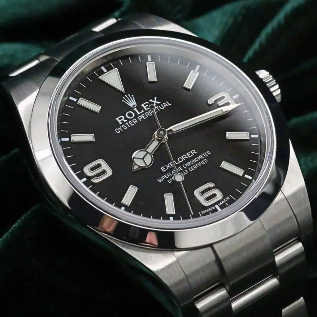 Rolex Explorer Black Dial Stainless Steel 39mm MINT CONDITION COMPLETE SET 214270