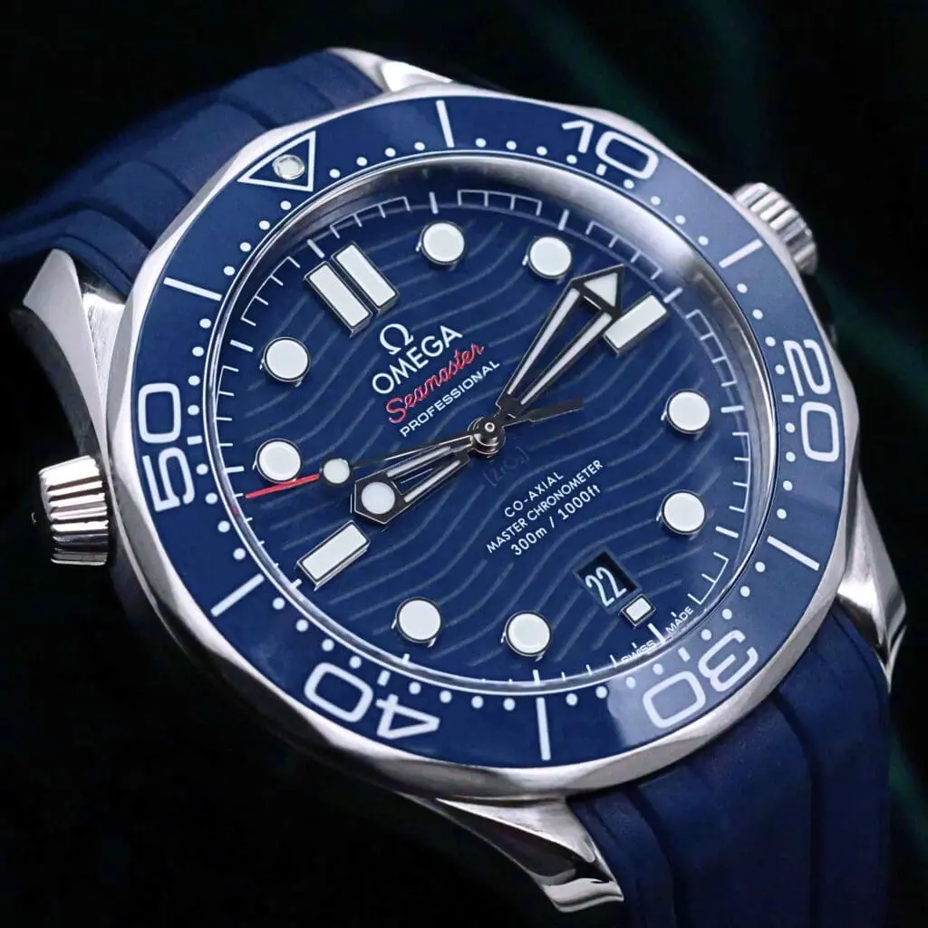 Omega Seamaster Diver 300M Blue Wave Dial Blue Bezel Blue Rubber Strap Stainless Steel 42mm MINT CONDITION COMPLETE SET 210.32.42.20.03.001