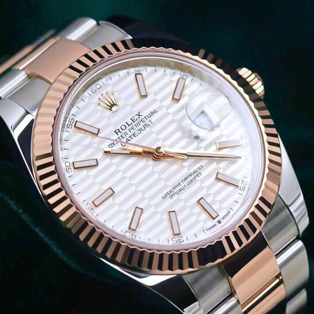 Rolex Datejust 41 Silver Fluted Motif Dial Fluted Bezel Oyster Bracelet 18K Rose Gold Stainless Steel 41mm MINT CONDITION COMPLETE SET 126331