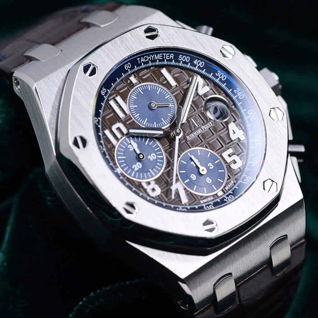 Audemars Piguet Royal Oak Offshore Chronograph "Havana" Brown Dial Blue Subdials Brown Leather Strap Stainless Steel 42mm MINT CONDITION COMPLETE SET 26470ST.OO.A099CR.01