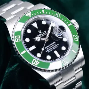 2026 NEW UNWORN Rolex Submariner Date Starbucks Black Dial Green Ceramic Bezel Stainless Steel 41mm COMPLETE SET 126610LV-0002