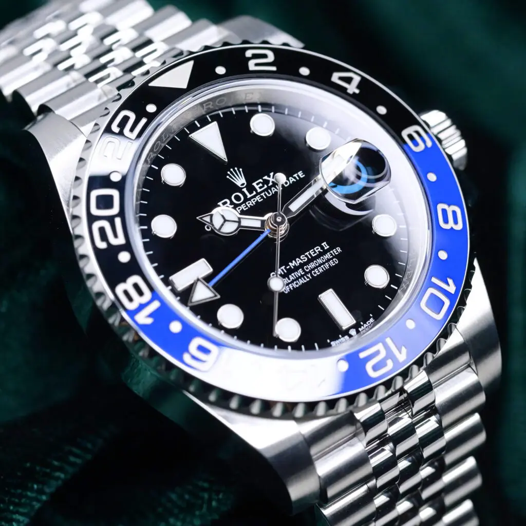 2026 Rolex GMT-Master II “Batgirl” Black Dial Blue Black Ceramic Bezel Jubilee Bracelet Stainless Steel 40mm MINT CONDITION COMPLETE SET 126710BLNR
