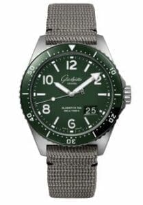Glashütte Original SeaQ Panorama Date Stainless Steel / Green / Textile / Pin 1-36-13-07-83-08