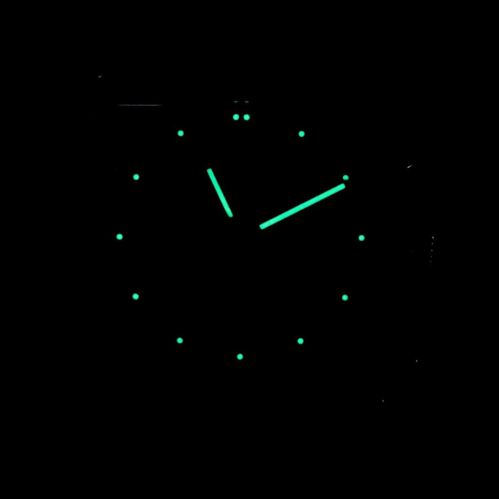 Tag Heuer CBL2115.FC6494 lume shot