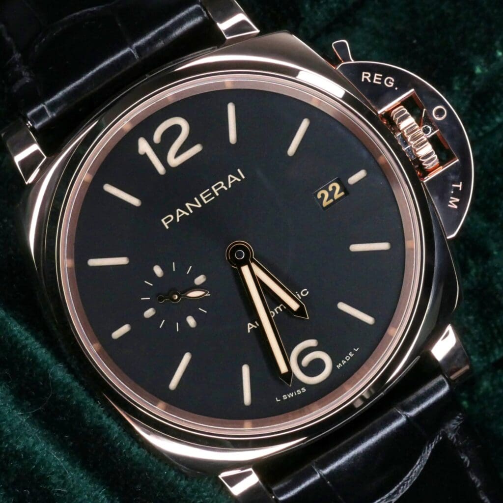 Panerai Luminor Due Goldtech 42mm Black Dial Rose Gold COMPLETE SET NEAR MINT CONDITION PAM01041