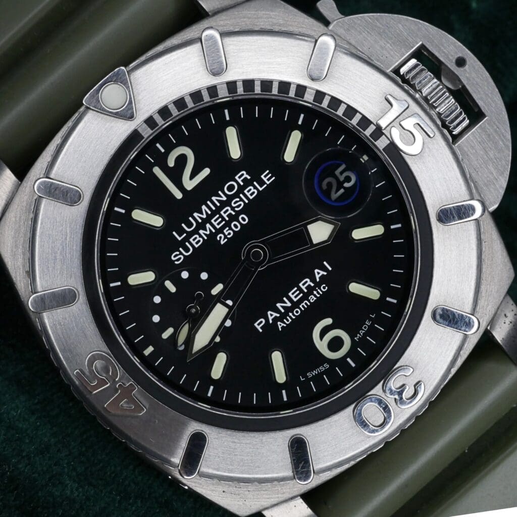 Panerai Luminor Submersible 2500M "Subzilla" 47mm Black Dial Titanium FULL SET MINT CONDITION PAM00194