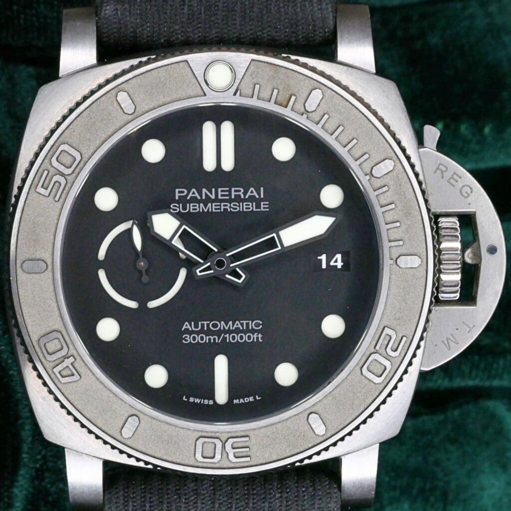 Panerai Submersible Mike Horn Edition 47MM Black Dial Titanium COMPLETE SET NEAR MINT CONDITION PAM00984