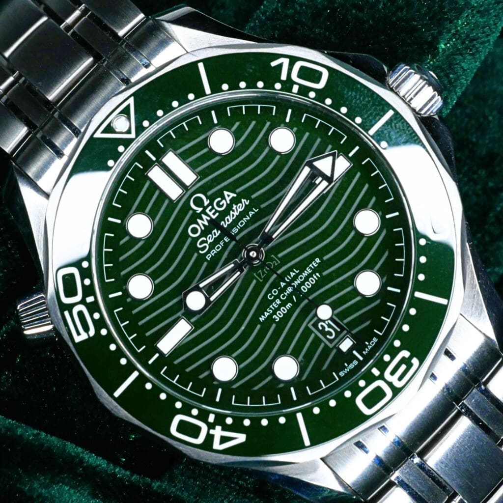 Omega Seamaster Seaweed 42MM Green Dial Stainless Steel COMPLETE SET MINT CONDITION 210.30.42.20.10.001