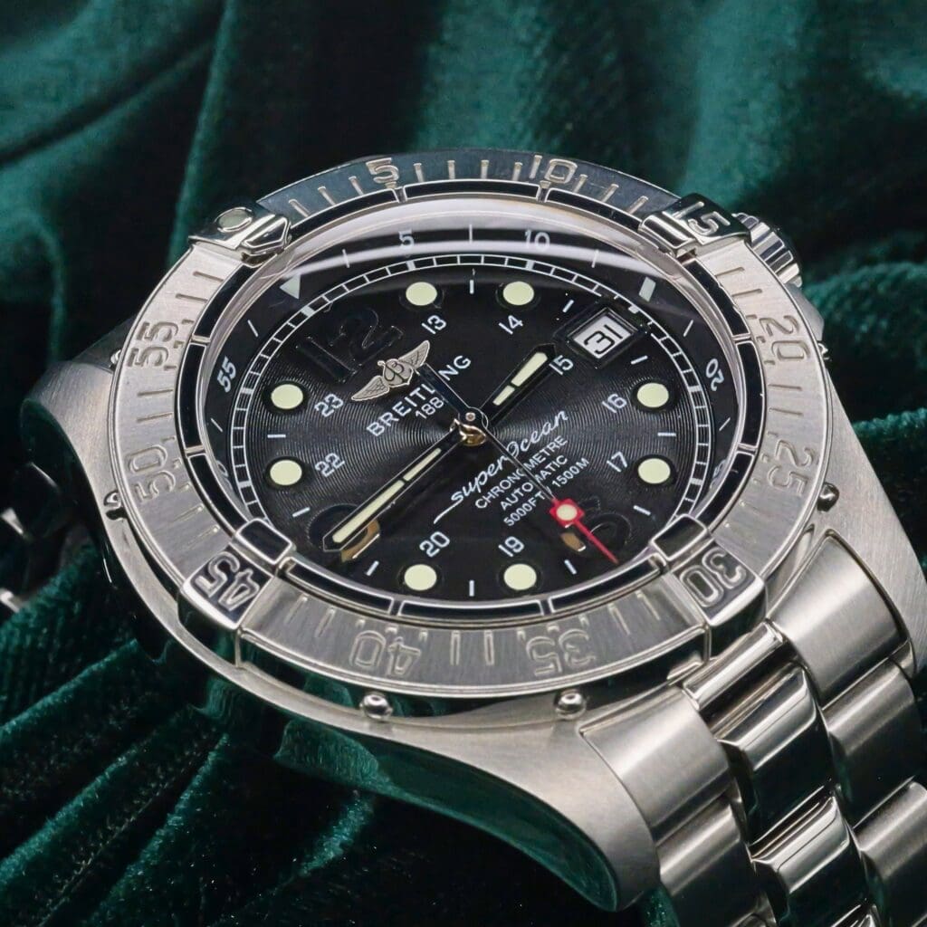 Breitling Superocean 42MM Black Dial Stainless Steel MINT CONDITION COMPLETE SET A17360