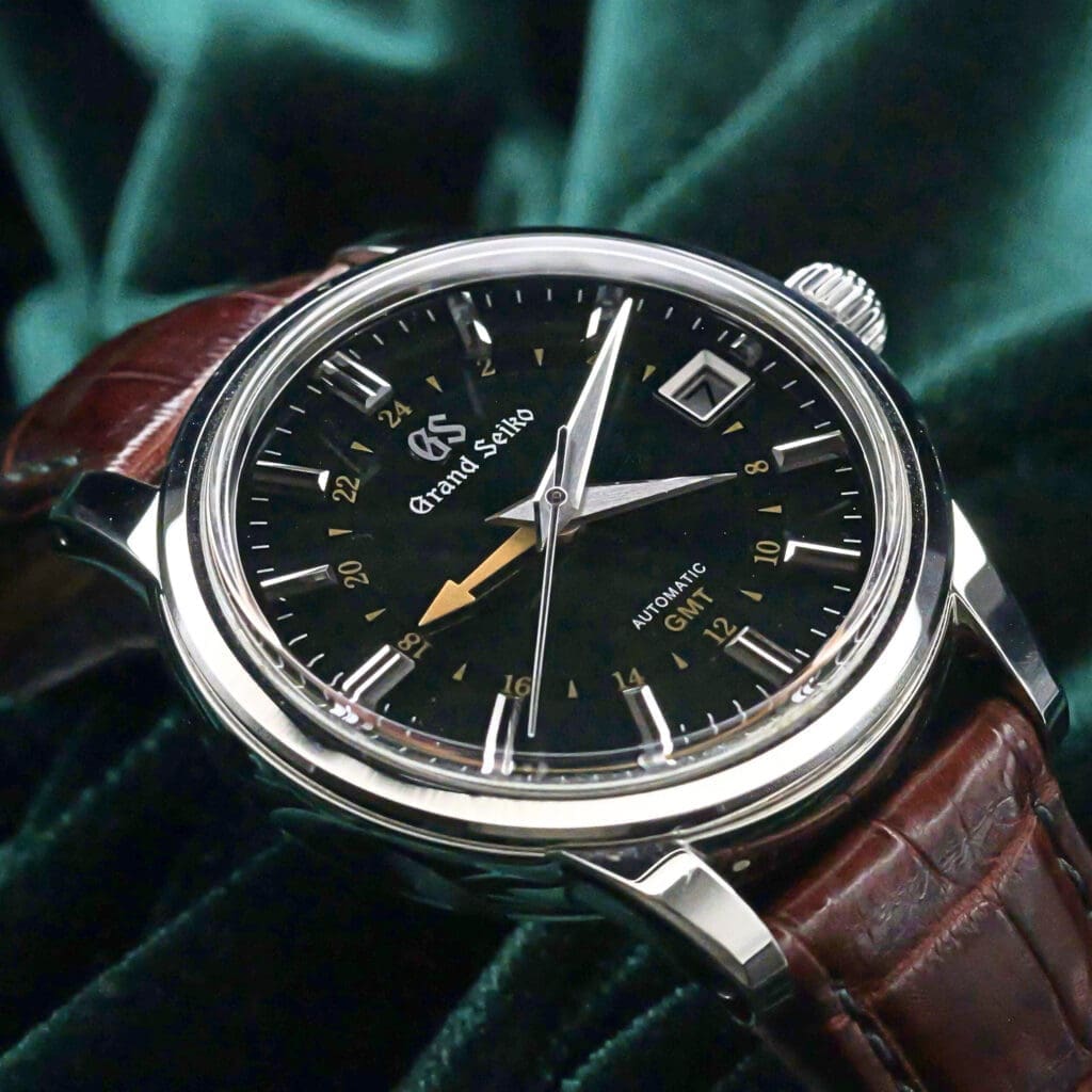 Grand Seiko GMT Elegance Collection Toge 39.5MM British Racing Green Dial Brown Leather Strap Stainless Steel MINT CONDITION COMPLETE SET SBGM241