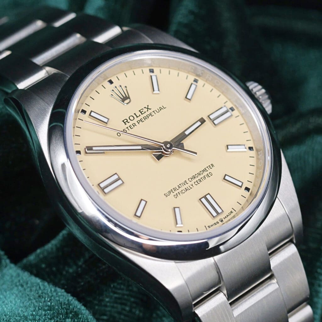2025 NEW UNWORN Rolex Oyster Perpetual 36 Beige Dial Stainless Steel COMPLETE SET 126000-0012