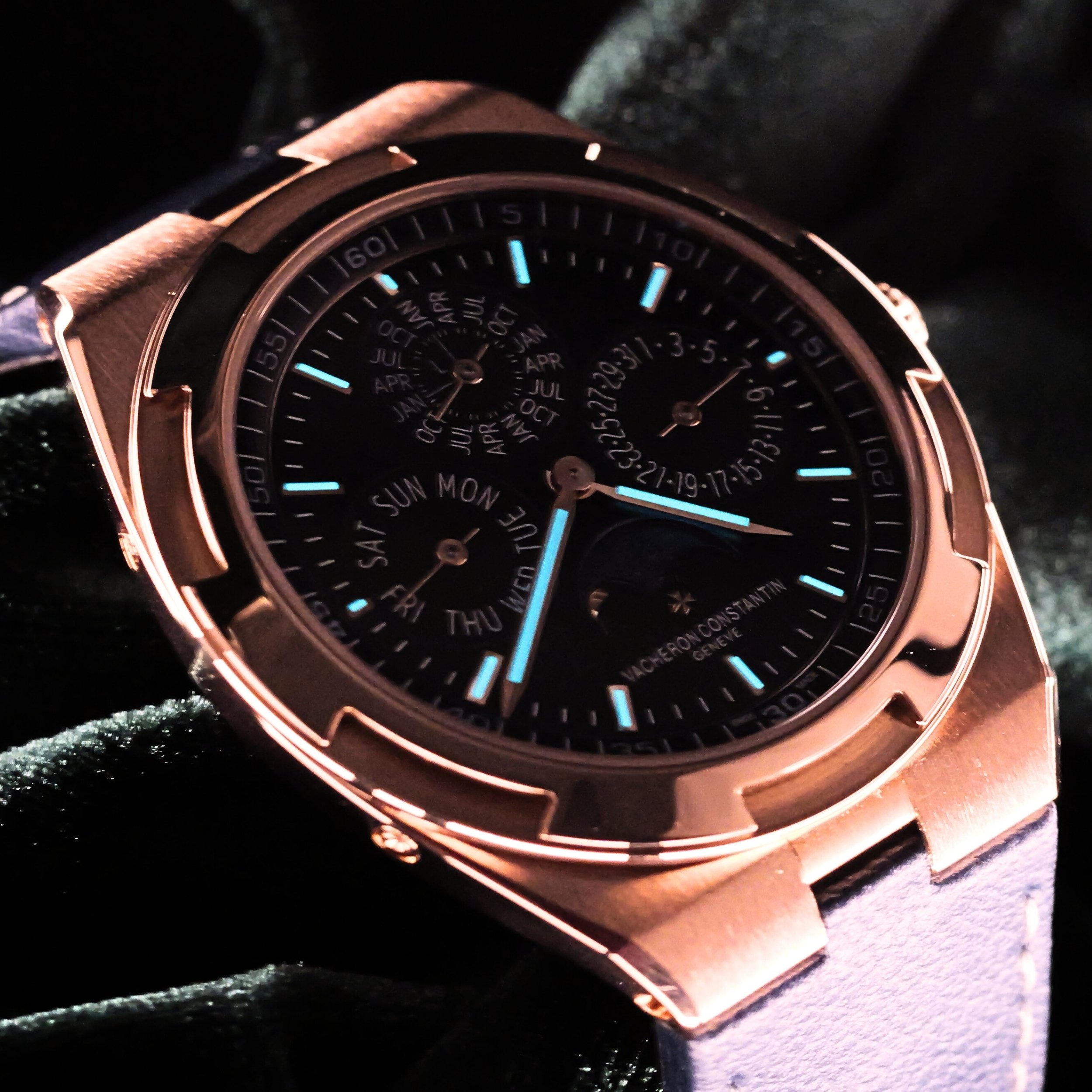 Vacheron Constantin Overseas Perpetual Calendar Ultra-Thin Blue