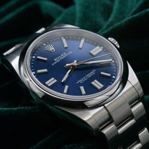 2025 NEW UNWORN Rolex Oyster Perpetual 41 Blue Dial Stainless Steel COMPLETE SET 124300