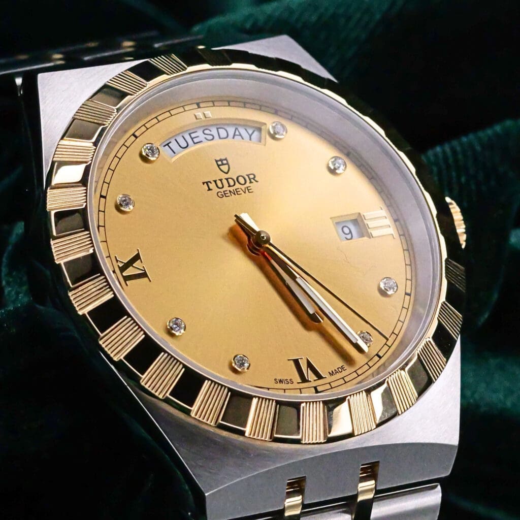 2025 NEW UNWORN Tudor Royal "Sovereign Champagne" Champagne Dial Diamond Hour Markers Notched Bezel Stainless Steel 18K Yellow Gold 41mm COMPLETE SET 28603