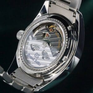 Grand Seiko SBGA211 “Snowflake” caseback
