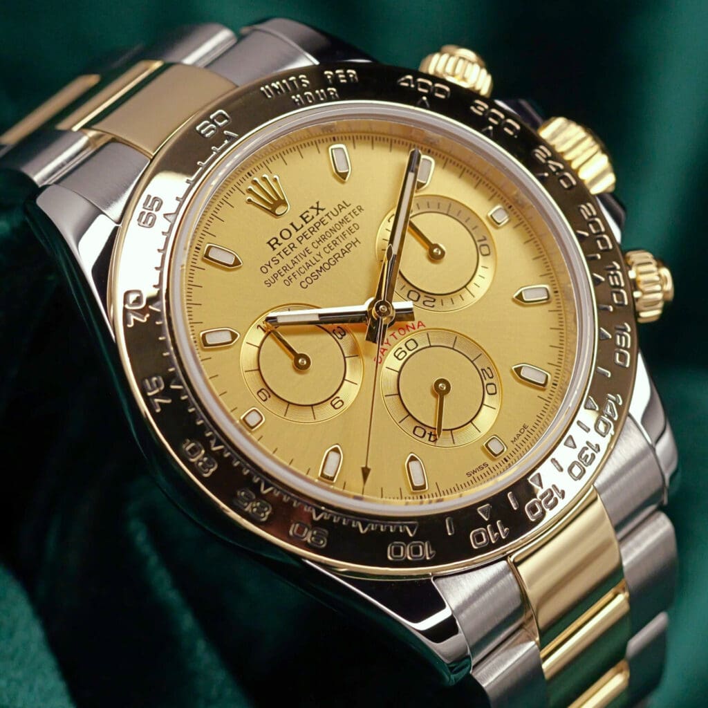 Rolex Daytona Champagne Dial Oyster Bracelet Two-Tone 18K Yellow Gold Stainless Steel 40mm MINT CONDITION COMPLETE SET 116503