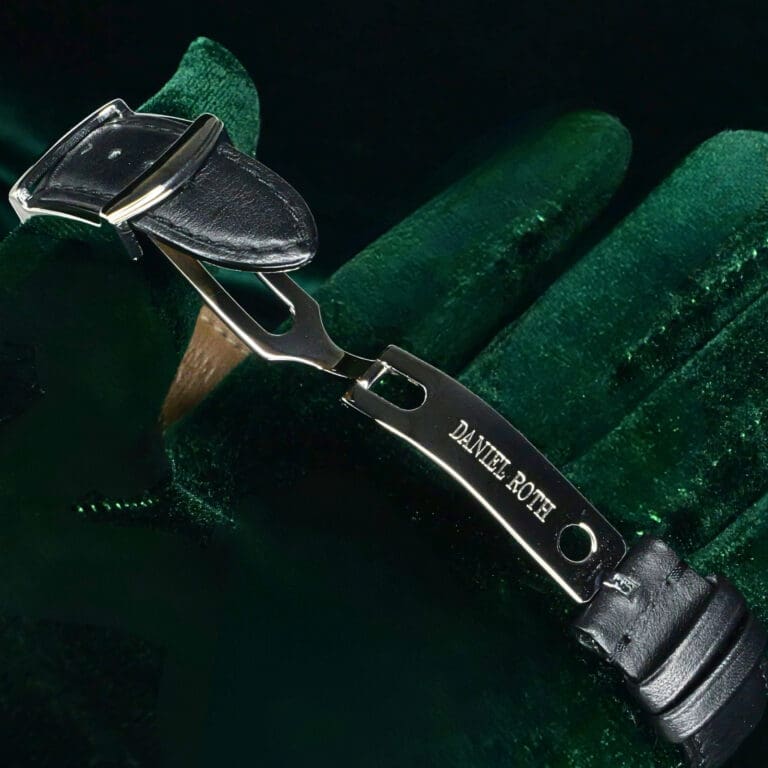 17 - buckle or clasp open