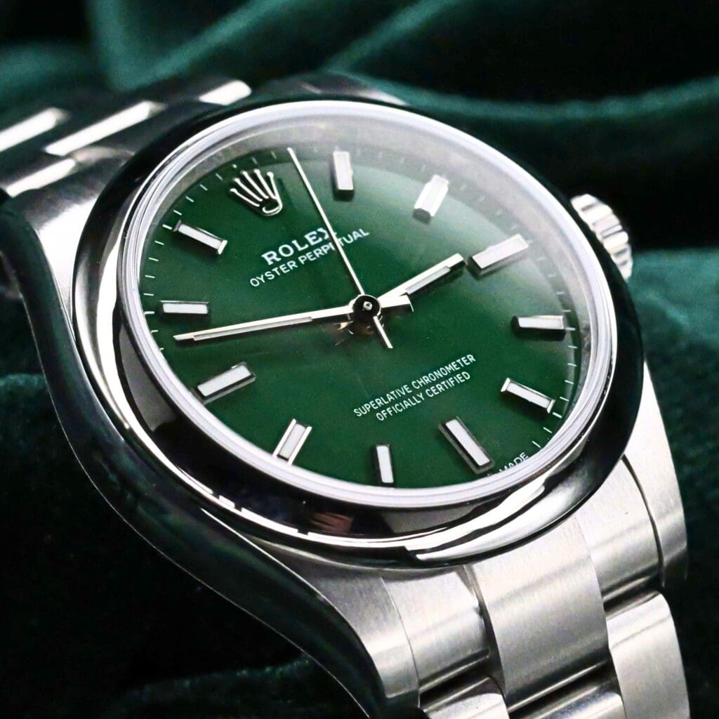 2025 NEW UNWORN Rolex Oyster Perpetual 31 Green Dial Oyster Bracelet Stainless Steel 31mm COMPLETE SET 277200-0006