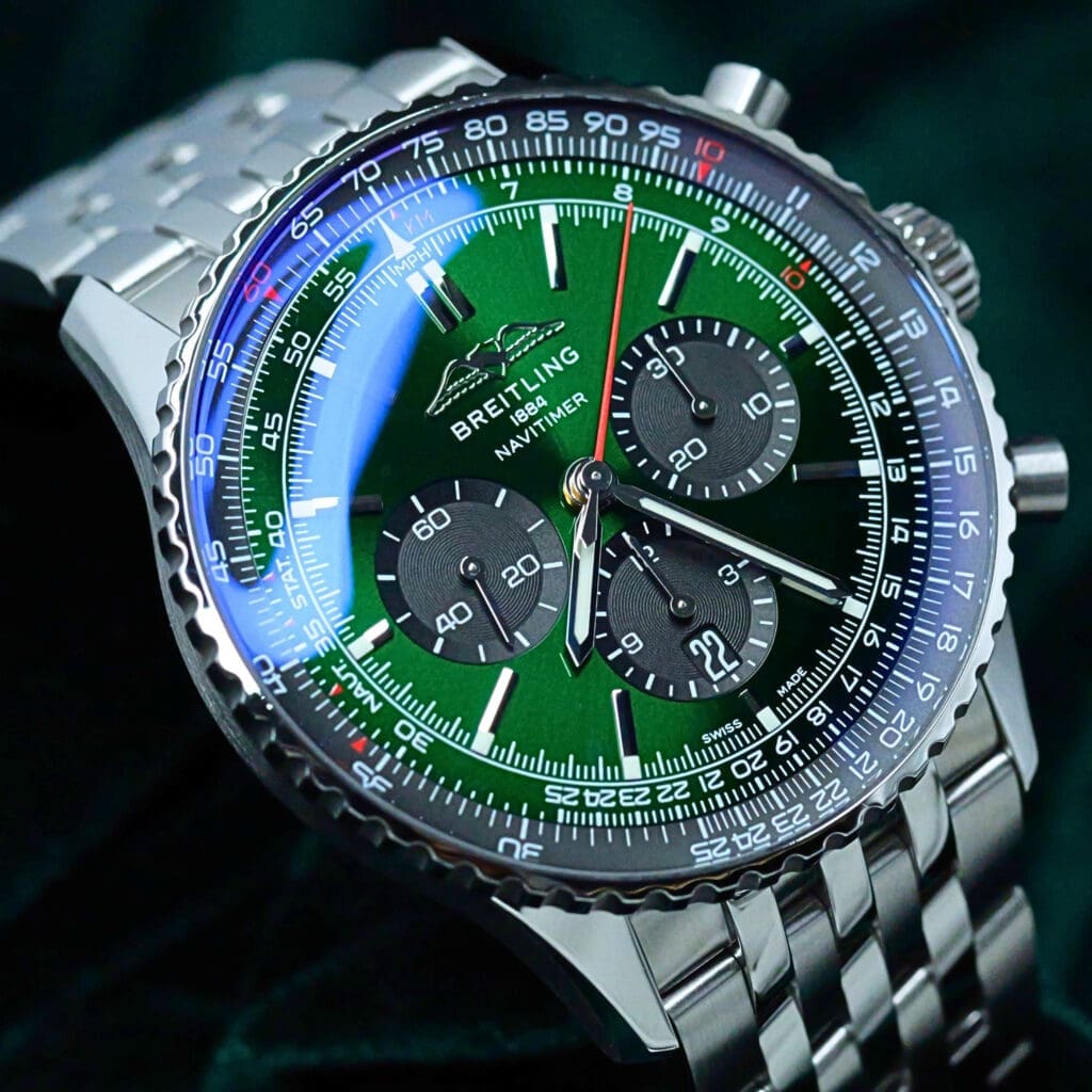 Breitling Navitimer B01 Chronograph Green Dial Stainless Steel 46mm MINT CONDITION COMPLETE SET AB0137
