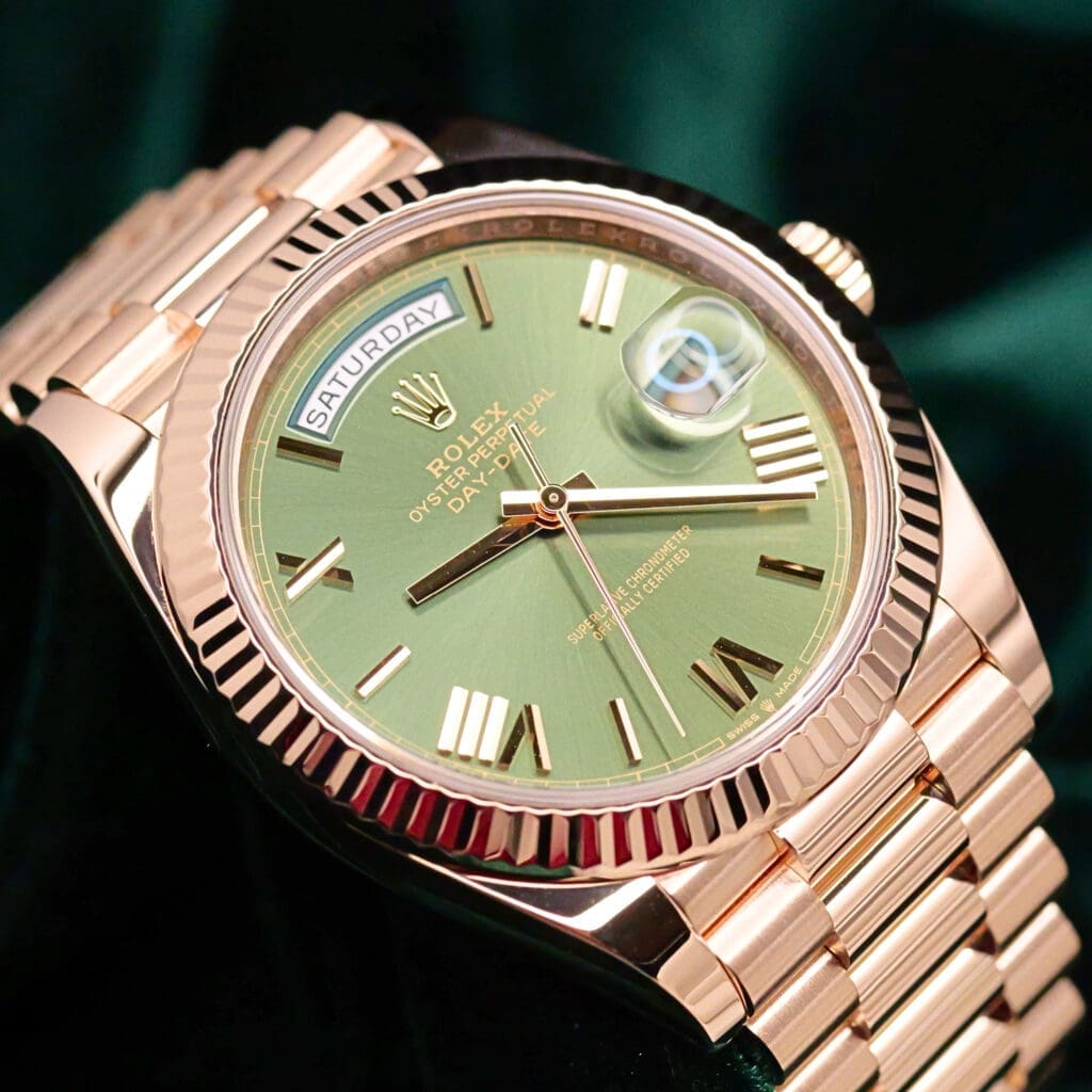 Rolex Day-Date 40 Olive Green Roman Dial Fluted Bezel 18K Rose Gold Presidential Bracelet MINT CONDITION COMPLETE SET 228235