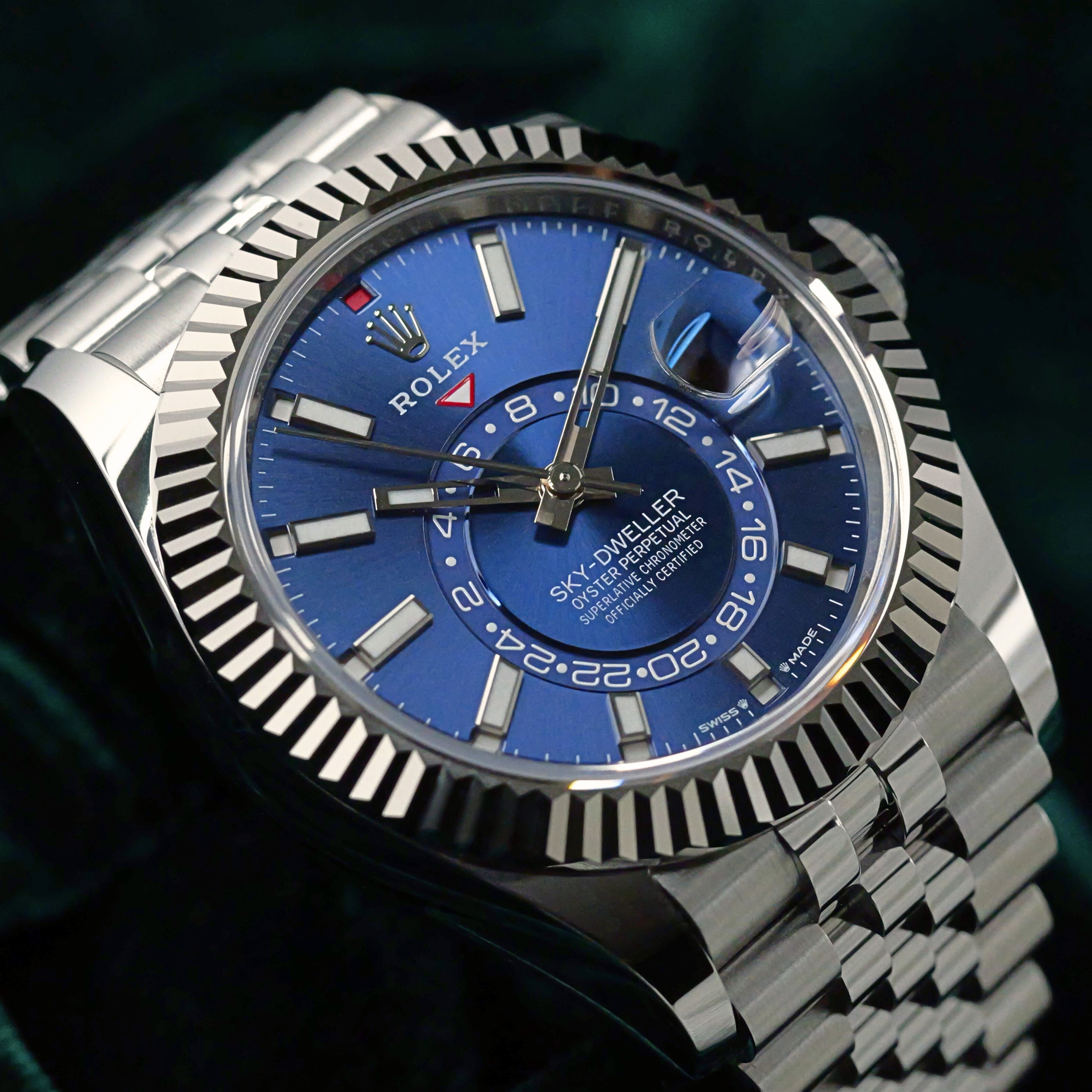 2025 NEW UNWORN Rolex Sky-Dweller Blue Dial 18K White Gold Fluted