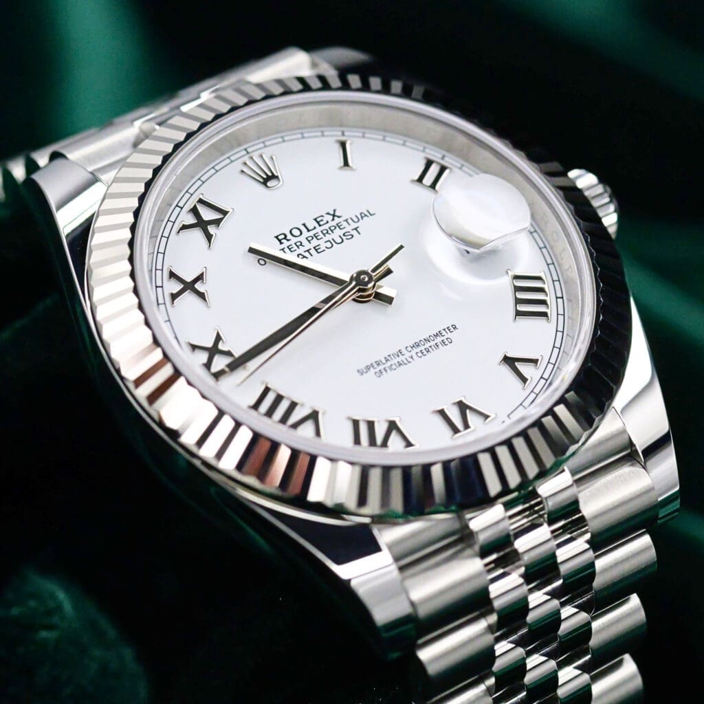 2026 NEW UNWORN Rolex Datejust 41 White Roman Dial 18K White Gold Fluted Bezel Jubilee Bracelet Stainless Steel COMPLETE SET 126334