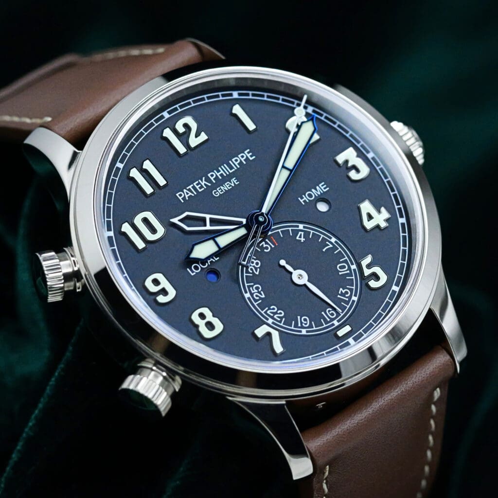 2025 Patek Philippe Calatrava Pilot Travel Time Blue Dial Brown Leather Strap 18K White Gold 42mm MINT CONDITION COMPLETE SET 5524G-001
