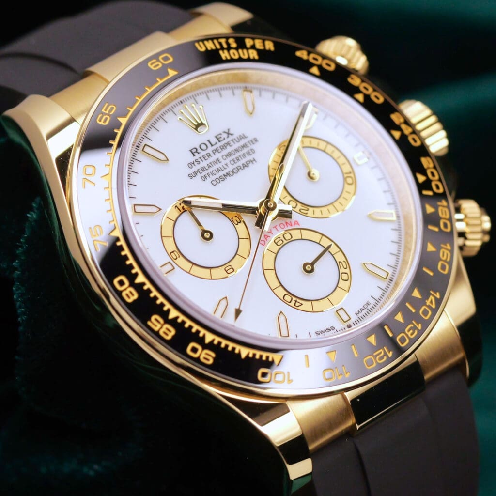 2026 NEW UNWORN Rolex Cosmograph Daytona White Dial Black Ceramic Bezel Black Oysterflex Strap 18K Yellow Gold 40mm COMPLETE SET 126518LN-0002