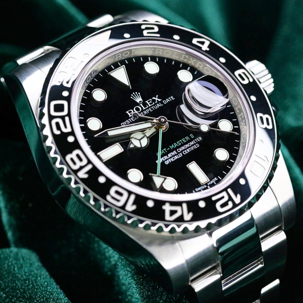 Rolex GMT-Master II "Green Arrow" Black Dial Black Ceramic Bezel Green GMT Oyster Bracelet Stainless Steel 40mm MINT CONDITION COMPLETE SET 116710LN