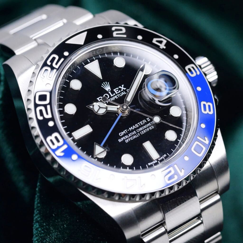 Rolex GMT-Master II "Batman" Black Dial Blue/Black Ceramic Bezel Oyster Bracelet Stainless Steel 40mm MINT CONDITION COMPLETE SET 116710BLNR
