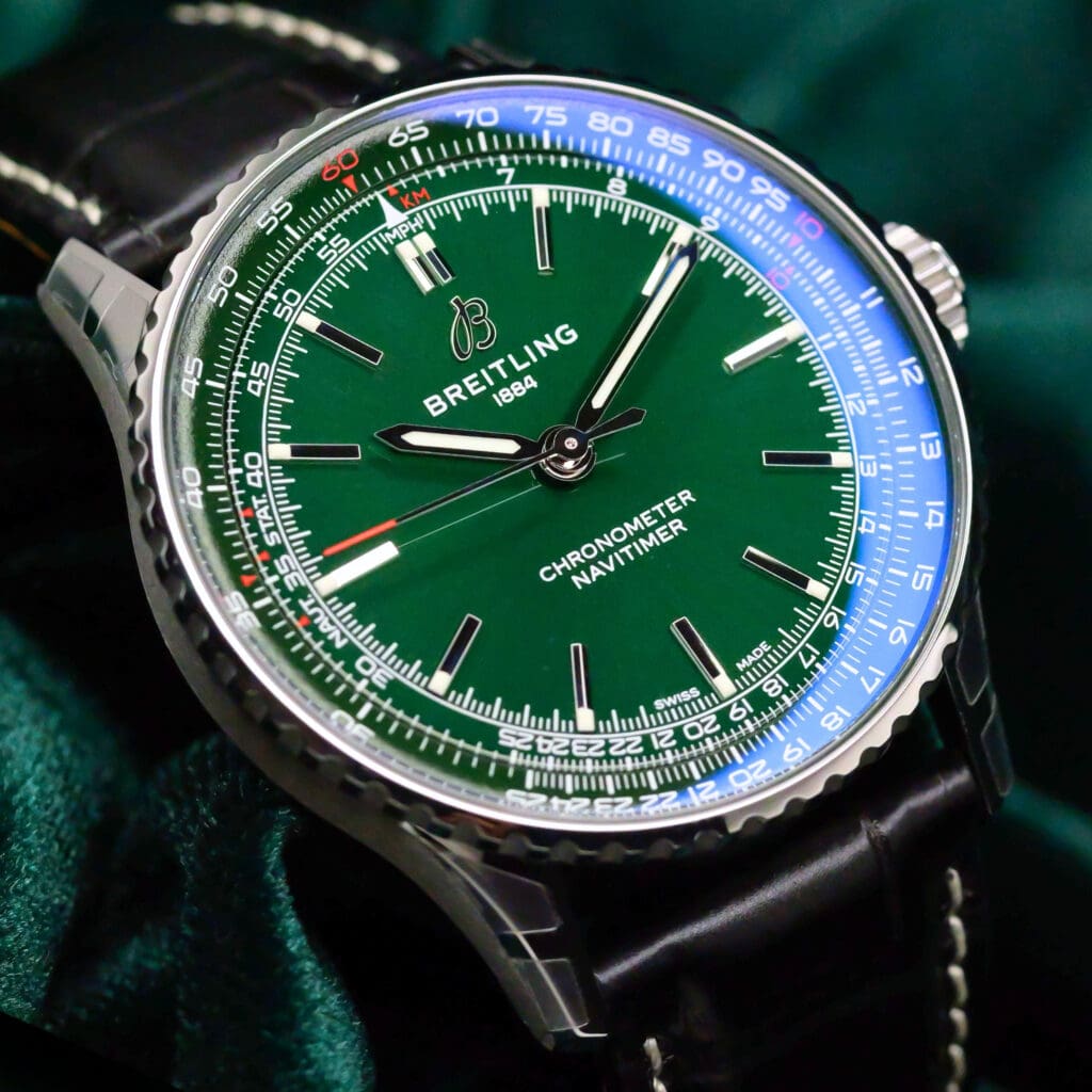 2026 NEW UNWORN Breitling Navitimer Automatic Green Dial Black Alligator Leather Strap Stainless Steel  41mm COMPLETE SET A17329371L1P1