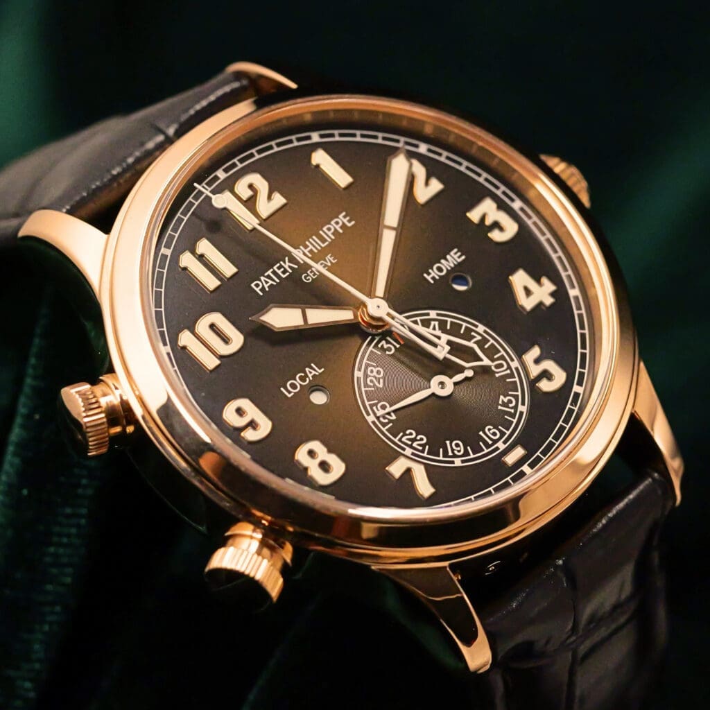 Patek Philippe Calatrava Pilot Travel Time Brown Dial Black Alligator Leather Strap 18K Rose Gold 42mm MINT CONDITION COMPLETE SET 5524R-001