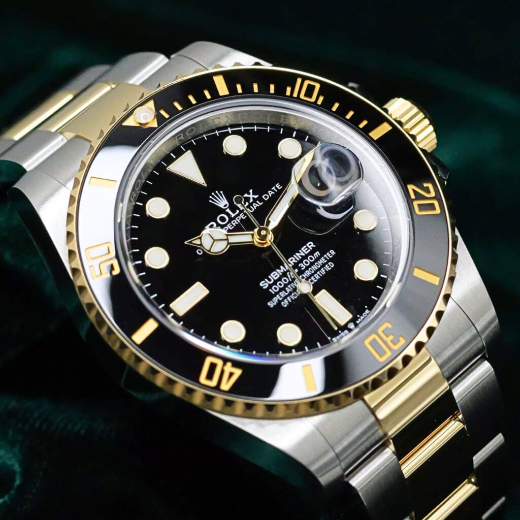 2026 NEW UNWORN Rolex Submariner Date Black Dial Black Ceramic Bezel Two-Tone Oyster Bracelet 18K Yellow Gold Stainless Steel 41mm COMPLETE SET 126613LN