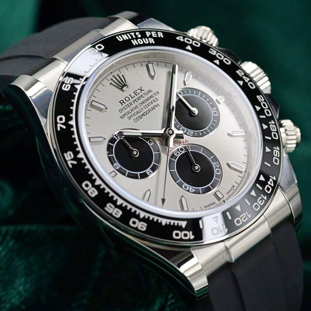 2026 NEW UNWORN Rolex Cosmograph Daytona "Ghost" Silver Dial Black Ceramic Bezel Oysterflex Bracelet 18K White Gold 40mm COMPLETE SET 126519LN-0006