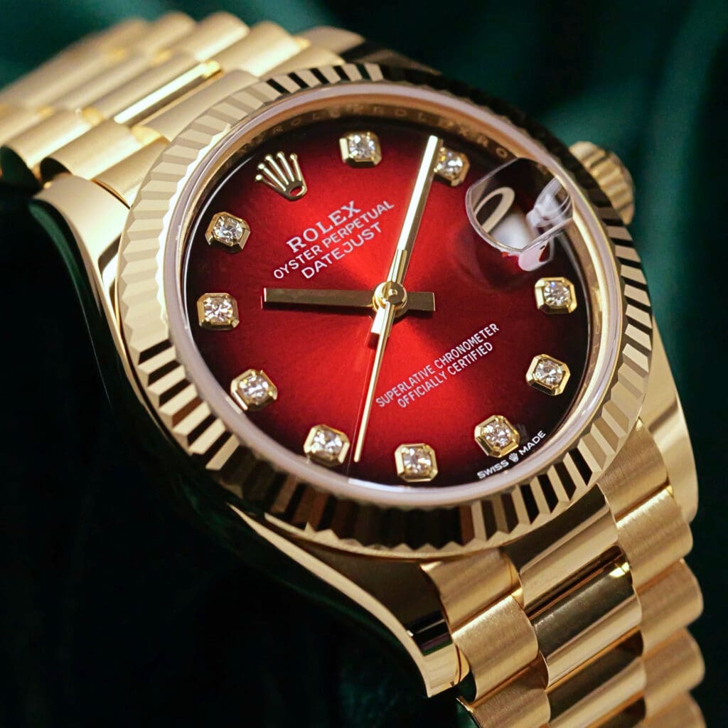 2026 NEW UNWORN Rolex Datejust 31 Red Ombre Dial Diamond Markers Fluted Bezel President Bracelet 18K Yellow Gold COMPLETE SET 278278