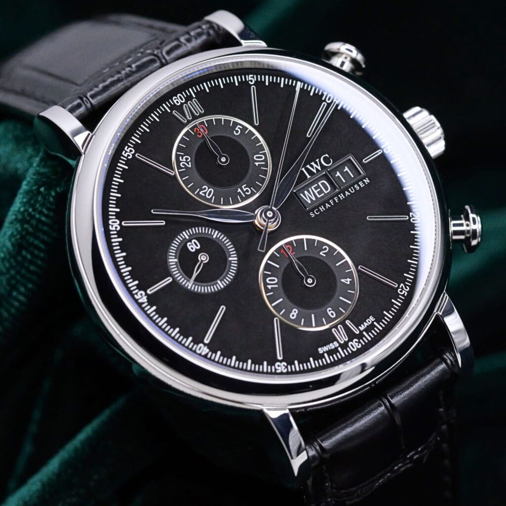IWC Portofino Chronograph Black Dial Black Leather Strap Stainless Steel 42mm MINT CONDITION COMPLETE SET IW391008