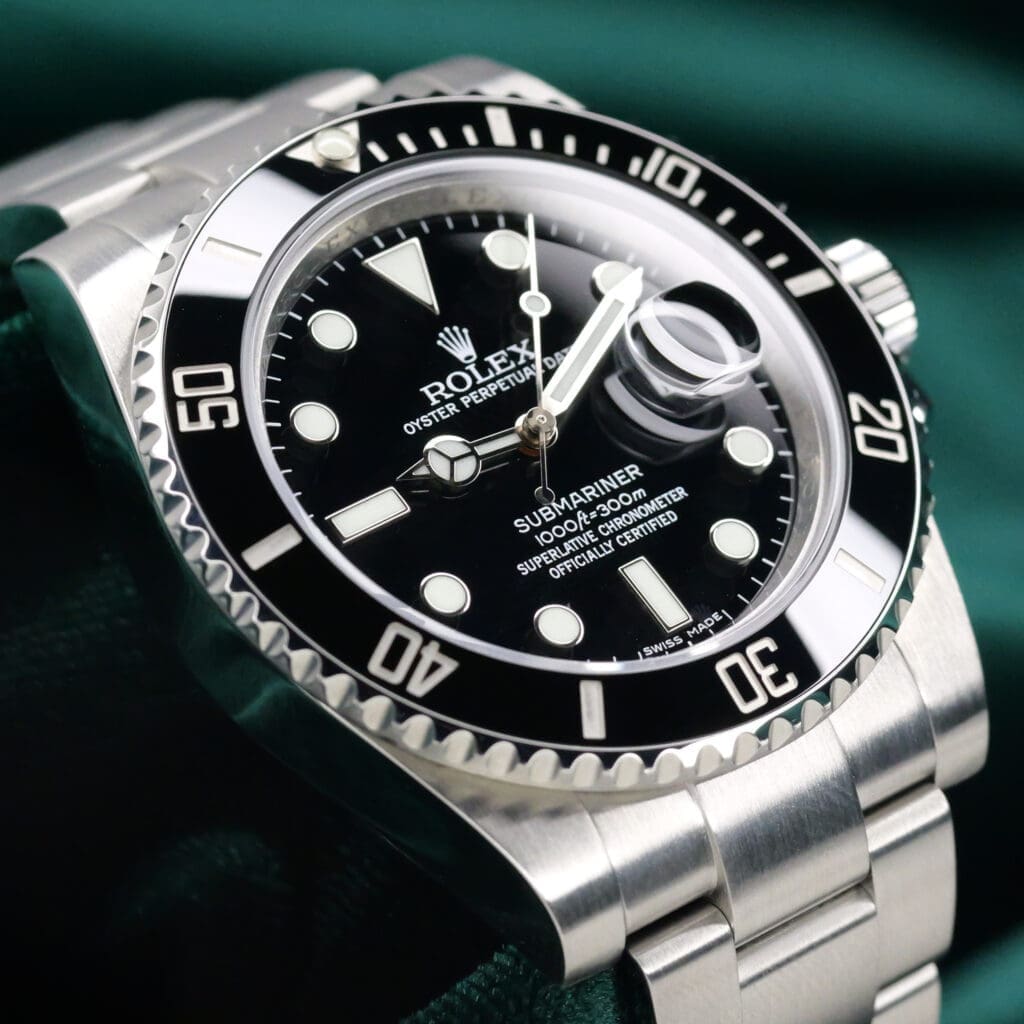 Rolex Submariner Date Black Dial Black Ceramic Bezel Stainless Steel 40mm MINT CONDITION COMPLETE SET 116610LN