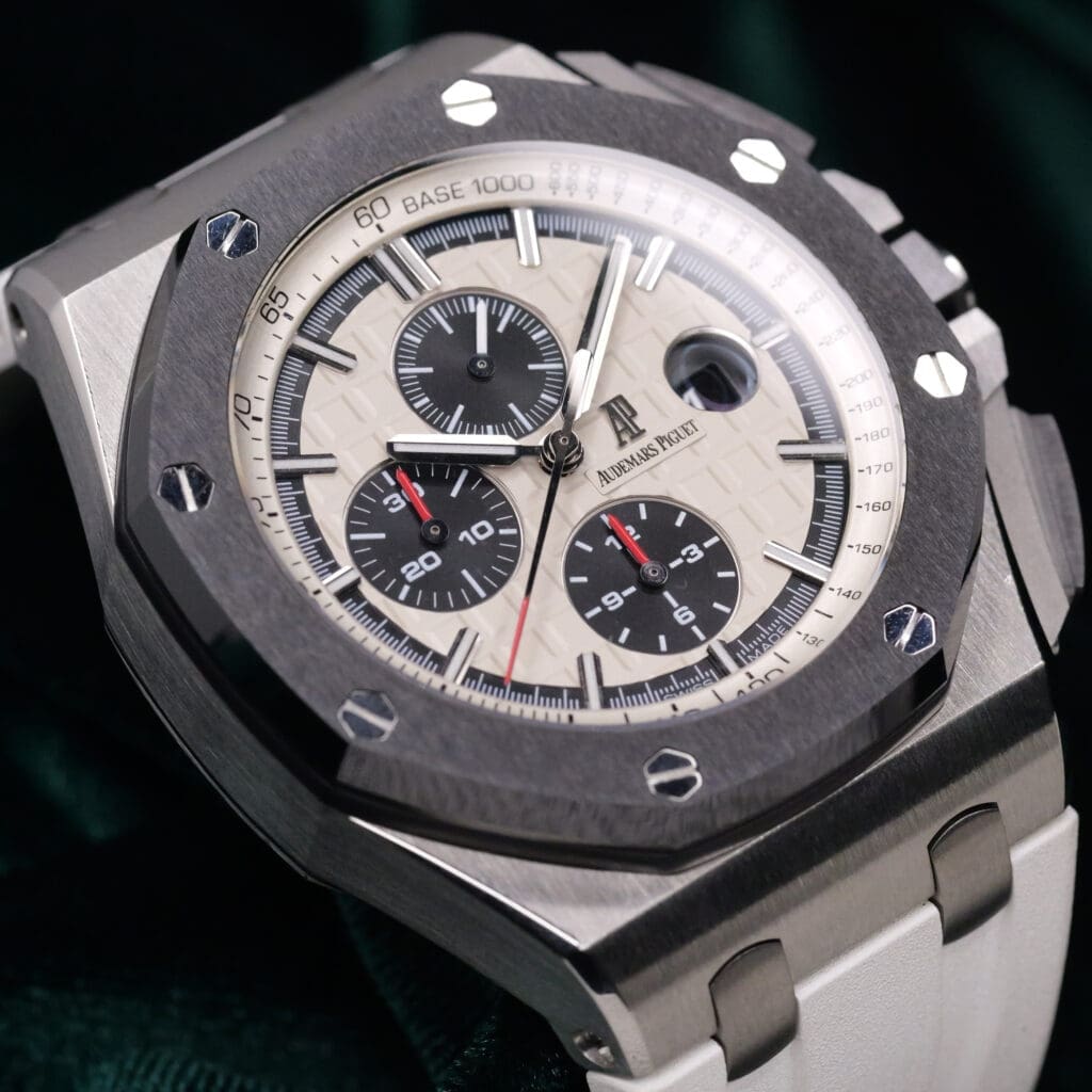 Audemars Piguet Royal Oak Offshore Chronograph "Panda" White Dial Black Ceramic Bezel White Rubber Strap 44mm MINT CONDITION 26400SO.OO.A002CA.01