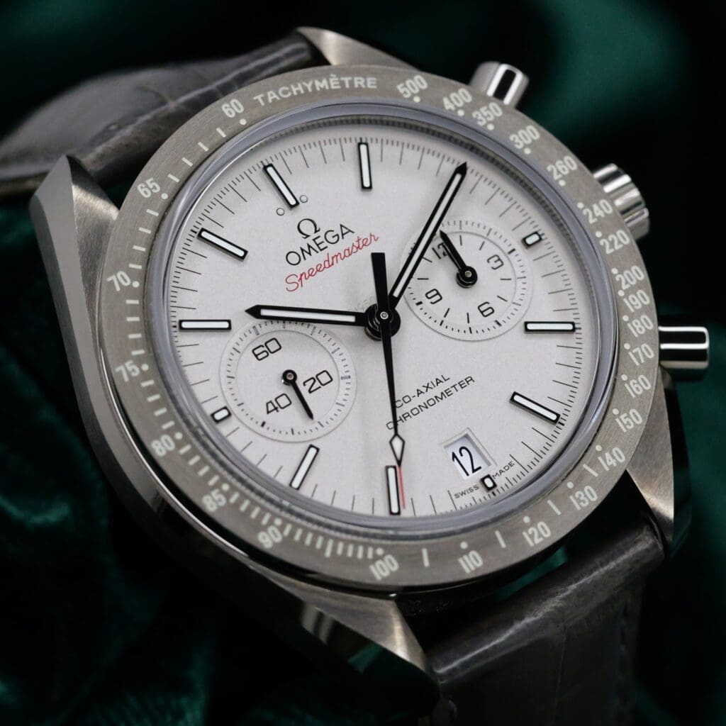 Omega Speedmaster Grey Side of the Moon Grey Dial Alligator Leather Strap Grey Ceramic 44.25mm MINT CONDITION 311.93.44.51.99.001