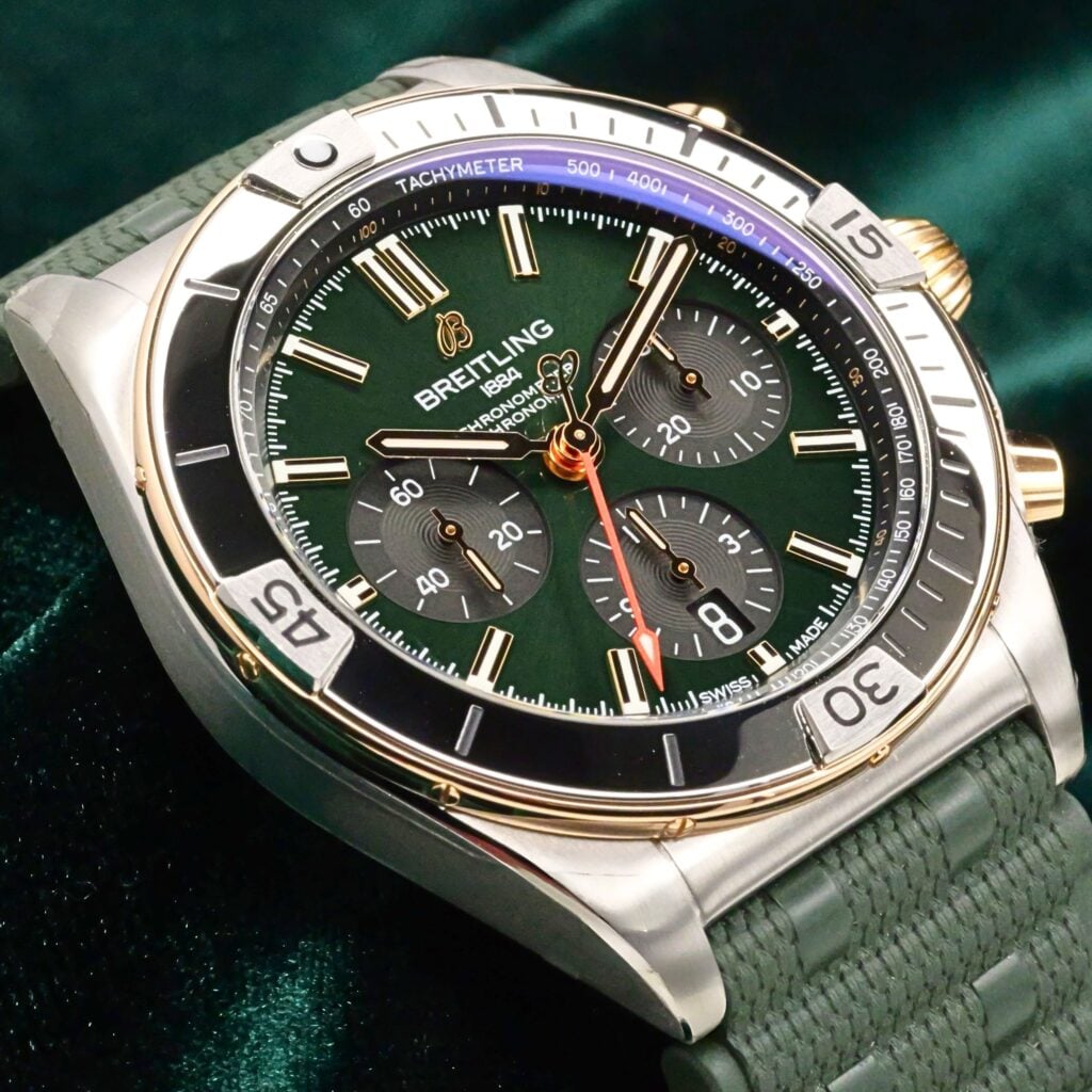 Breitling Chronomat B01 Green Dial Green Rubber Strap Two Tone 18K Rose Gold Stainless Steel 42mm MINT COMPLETE SET UB0134131L1S1