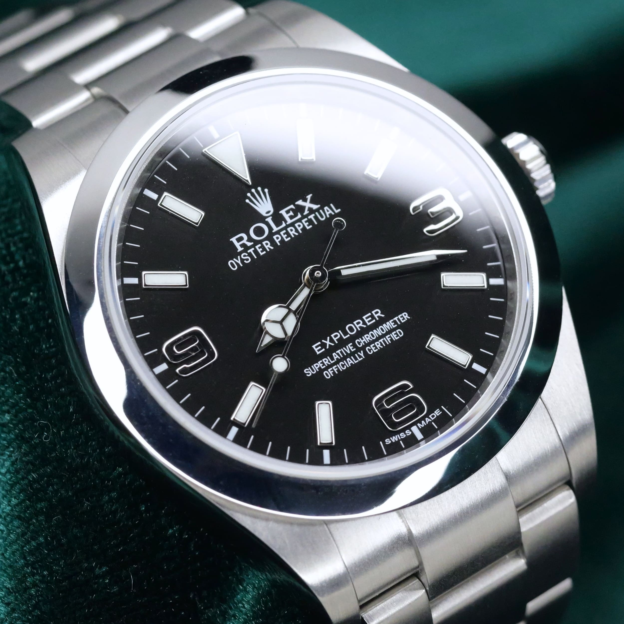 Rolex Explorer I Black Dial Stainless Steel 39mm MINT CONDITION Rolex Explorer I Black Dial Stainless Steel 39mm MINT CONDITION