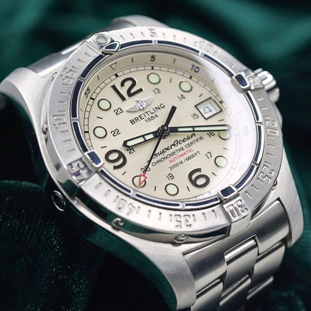 Breitling Superocean Cream Dial Stainless Steel MINT CONDITION A17390