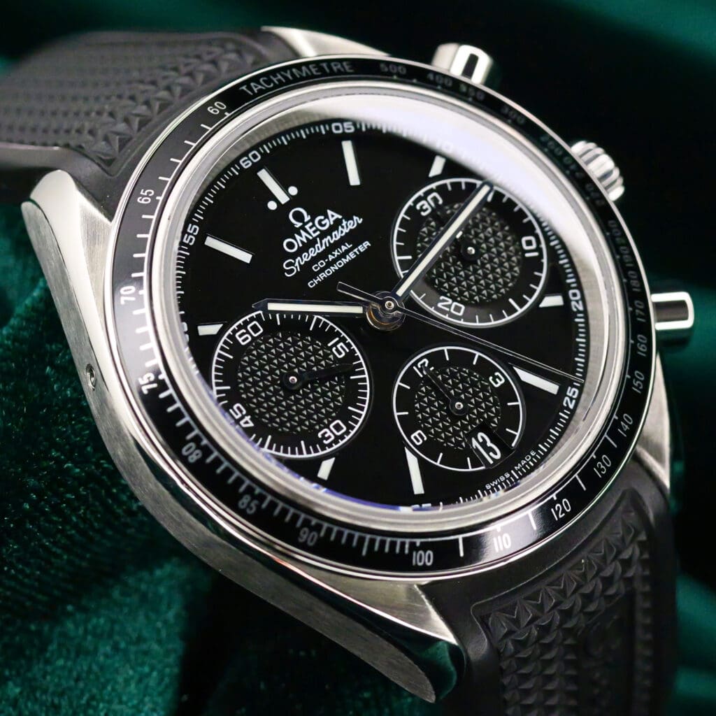 Omega Speedmaster Racing Black Dial Black Rubber Strap 40mm MINT CONDITION COMPLETE SET 326.32.40.50.01.001