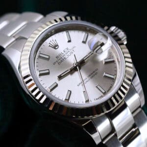 Rolex Lady-Datejust Silver Dial 18k White Gold Fluted Bezel Oyster Bracelet Stainless Steel 28mm MINT CONDITION 279174