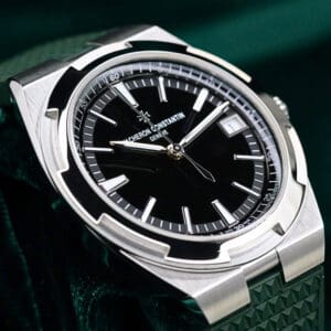 2025 Vacheron Constantin Overseas  Black Dial Green Rubber Strap Stainless Steel 41mm MINT CONDITION COMPLETE SET 4520V/210A-B483