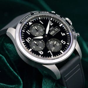 IWC Pilot Chronograph "AMG Performance" Black Dial Black Rubber Strap Titanium 41 mm MINT CONDITION COMPLETE SET IW388305