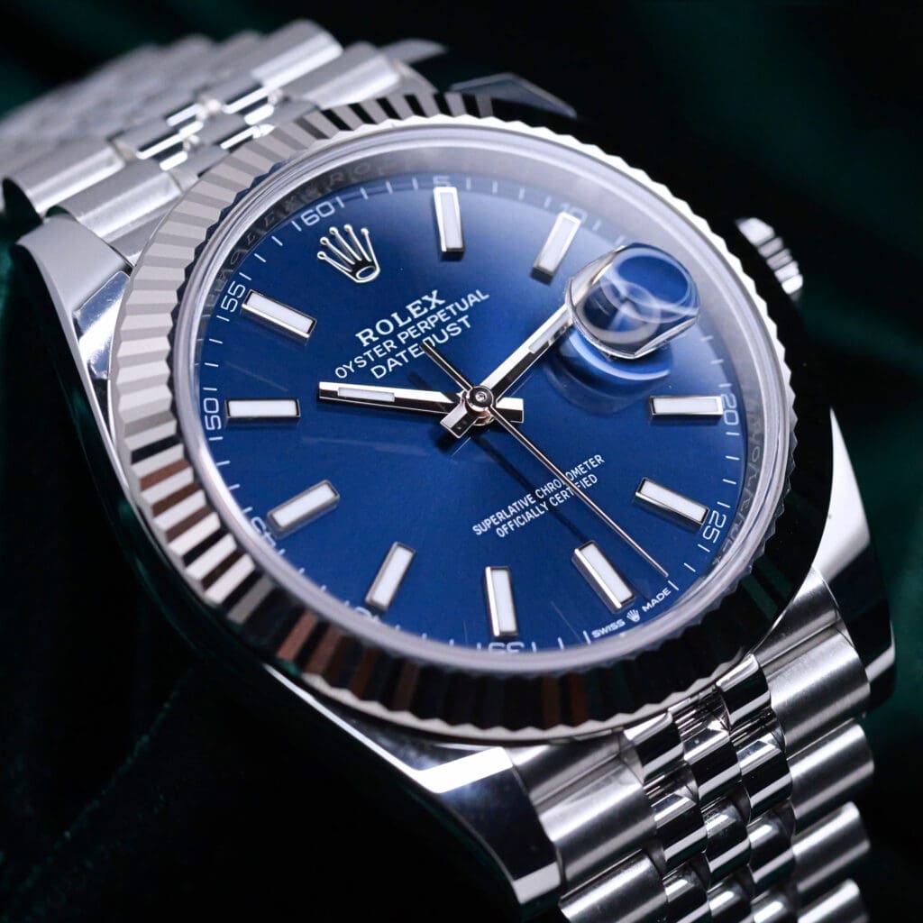 2026 NEW UNWORN Rolex Datejust 41 Blue Dial Fluted Bezel Jubilee Bracelet Stainless Steel 41mm . COMPLETE SET 126334-0002