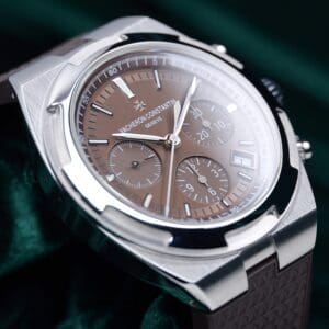 Vacheron Constantin Overseas Chronograph  Brown Dial Brown Rubber Strap Stainless Steel 42.5mm MINT CONDITION COMPLETE SET 5500V/110A-B147