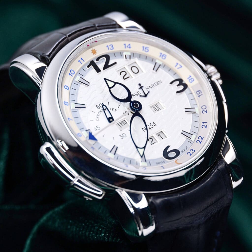Ulysse Nardin GMT +/- Perpetual  White Wave Dial Blue Alligator Leather Strap Platinum 42mm MINT CONDITION COMPLETE SET 329-60